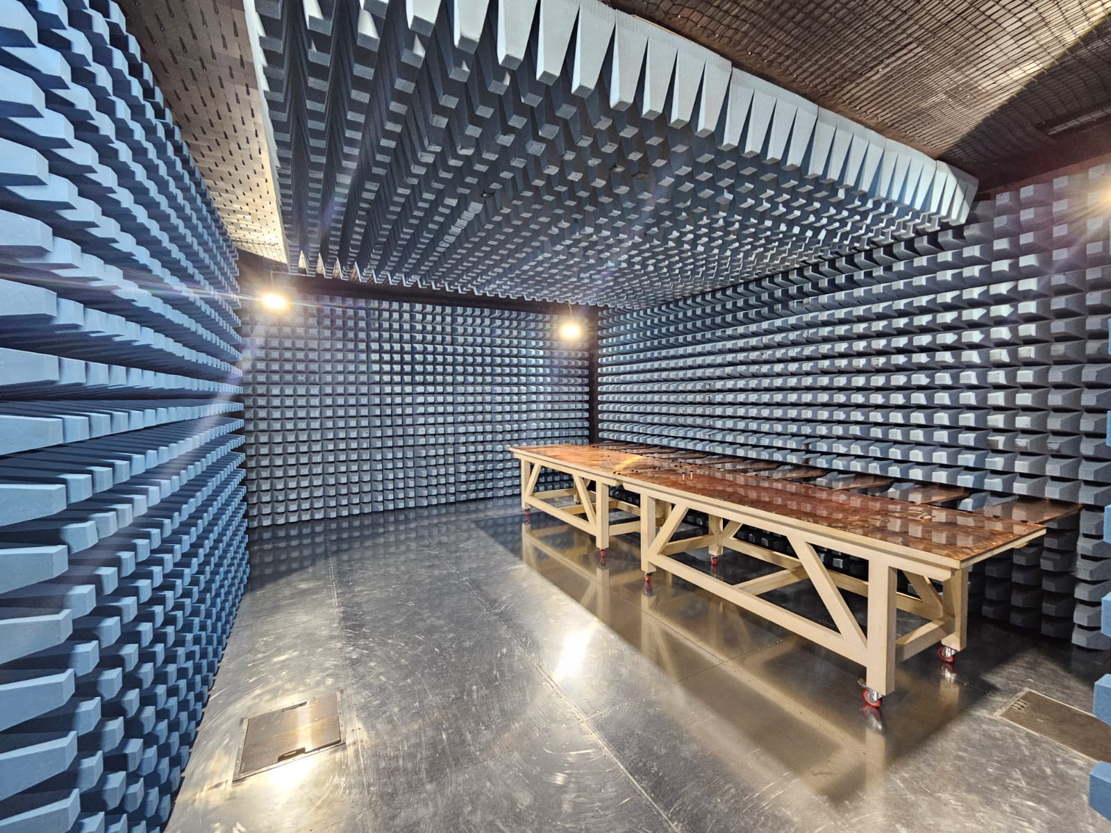 Stellantis Recognition for its EMC Lab | Applus+ Laboratories